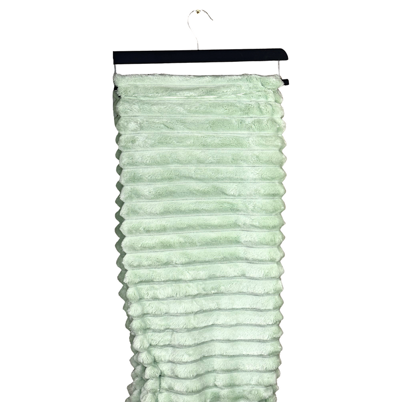 Enzo Plush Throw