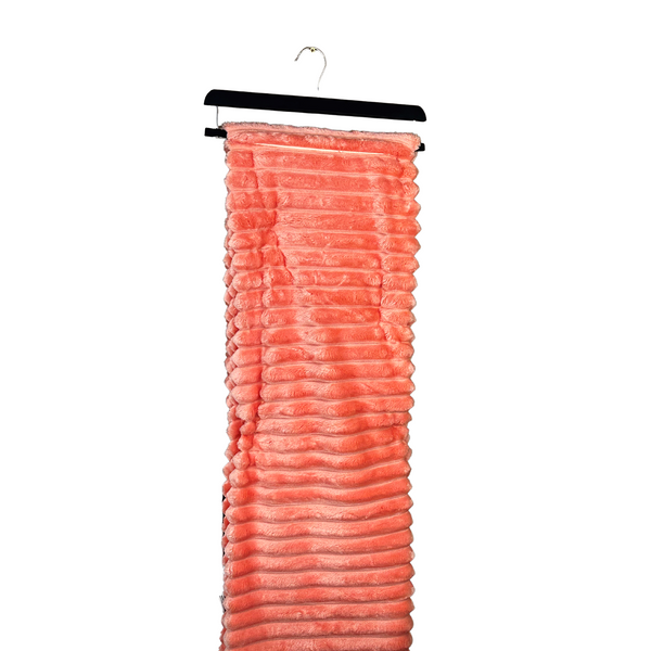Enzo Plush Throw